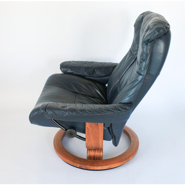 Navy Blue Vintage Ekornes "Stressless" Navy Blue Leather Reclining Chair & Ottoman For Sale - Image 8 of 12