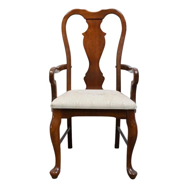 Bassett Furniture Solid Cherry Traditional Queen Anne Style Dining Arm Chair 4270-594 For Sale