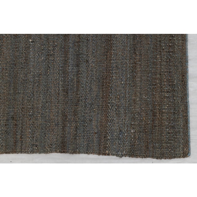 Textile Grey Solid Handwoven Premium Natural Jute Yarn Flatweave Rug 8x10 Ft. For Sale - Image 7 of 12