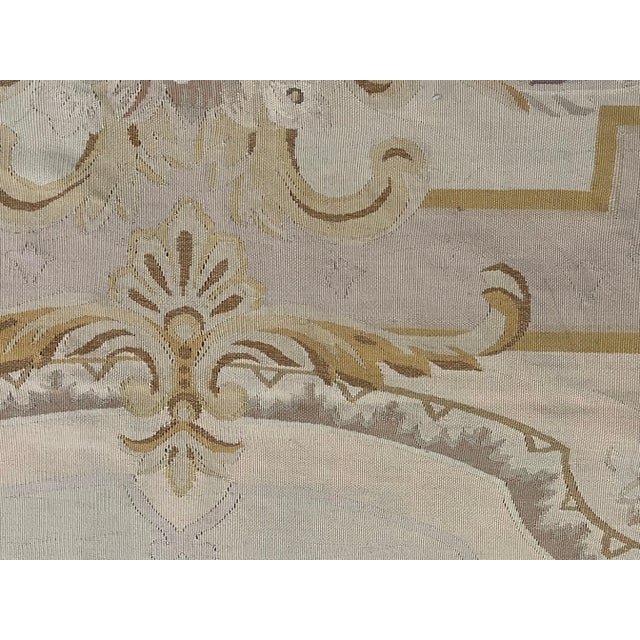 20th Century French Pink Purple White Floreal Central Medallion Aubusson Rug, 1920s For Sale - Image 13 of 17
