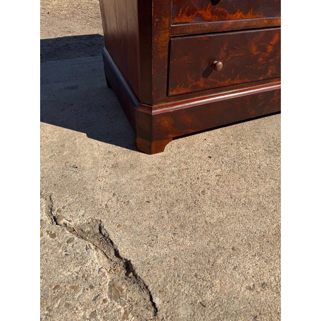 Louis Philippe 19th Century Louis Philippe Flam Mahogany Chest of Drawer / Commodes For Sale - Image 4 of 12