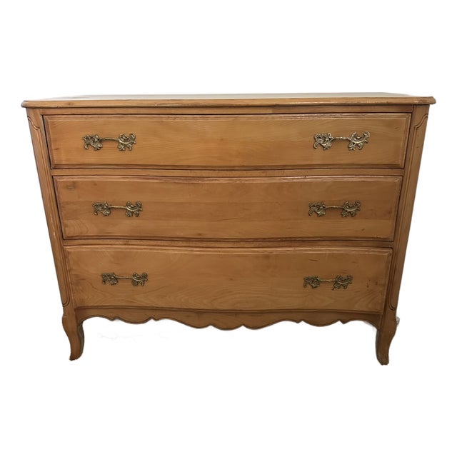 Vintage French Provincial 3-Drawer Commode For Sale