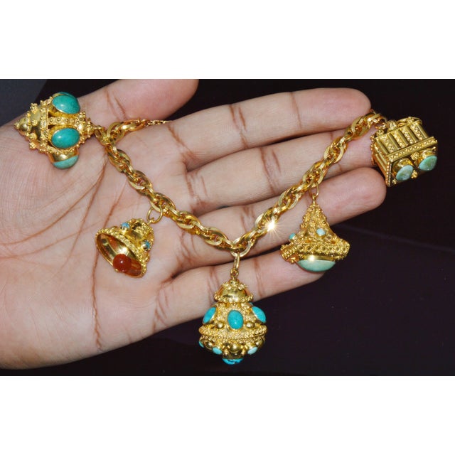 Early 21st Century Estate Italian Unoaerre Etruscan Revival Solid 18k Gold Turquoise Carnelian Charm Fob Bracelet For Sale - Image 5 of 17