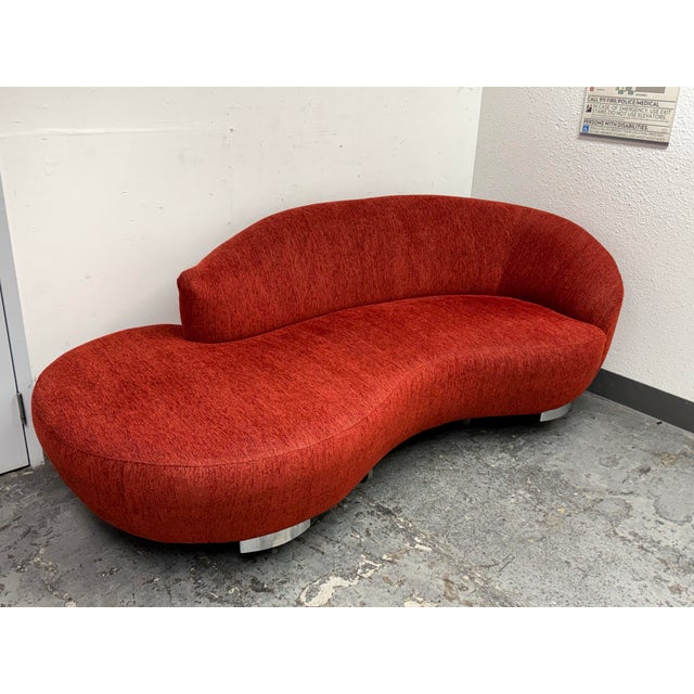 Design Plus Gallery presents Serpentine Cloud Sofa by Vladimir Kagan for Directional in the late 1980s. The sofa has a...