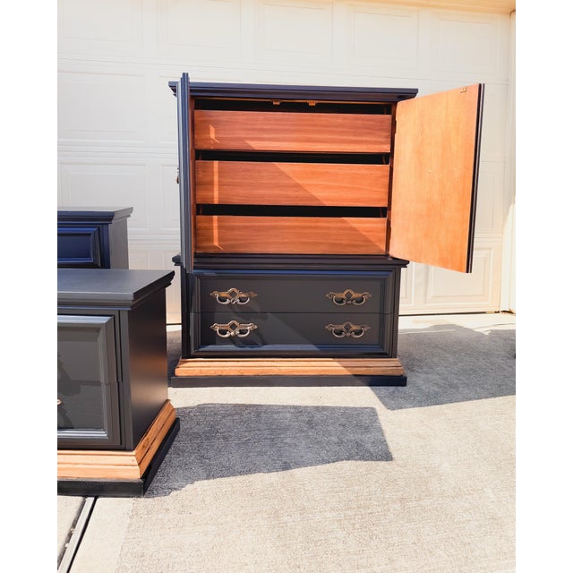 1960s Bedroom Set, 3 Pieces For Sale In Houston - Image 6 of 7