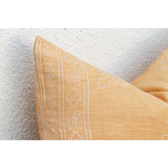 1990s Blockprint Linen Jaipur Lumbar "Sunburst Yellow" Pillow Cover For Sale - Image 5 of 7