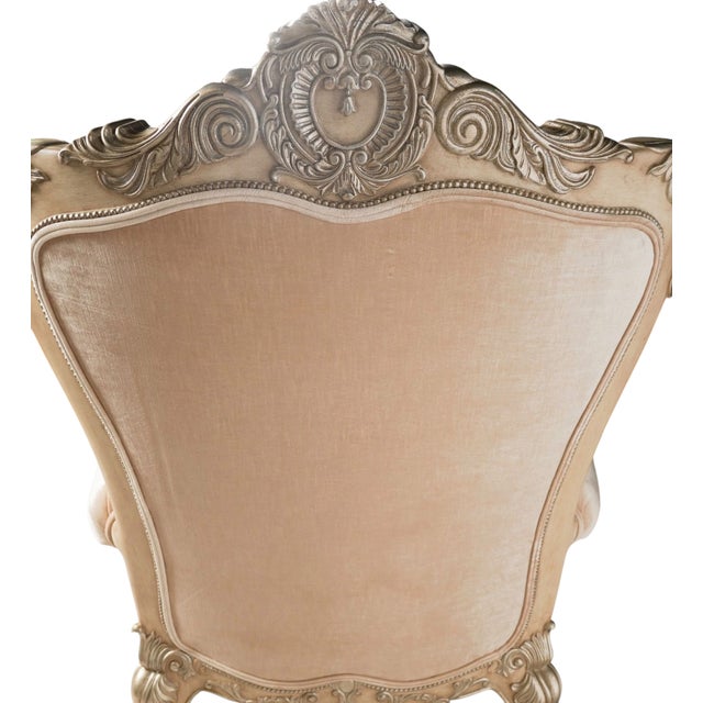 Italian 18c Style Phyllis Morris Large Embroidered Bergere Throne Chair For Sale - Image 3 of 6