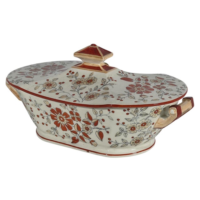 A beautiful late Victorian covered tureen attributed to Ridgways of Staffordshire, England, in the sought-after Persia...
