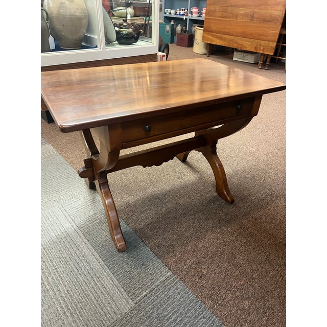 Traditional Stickley Furniture Cherry Sofa Coffee Table Two Sided Drawer For Sale - Image 3 of 7