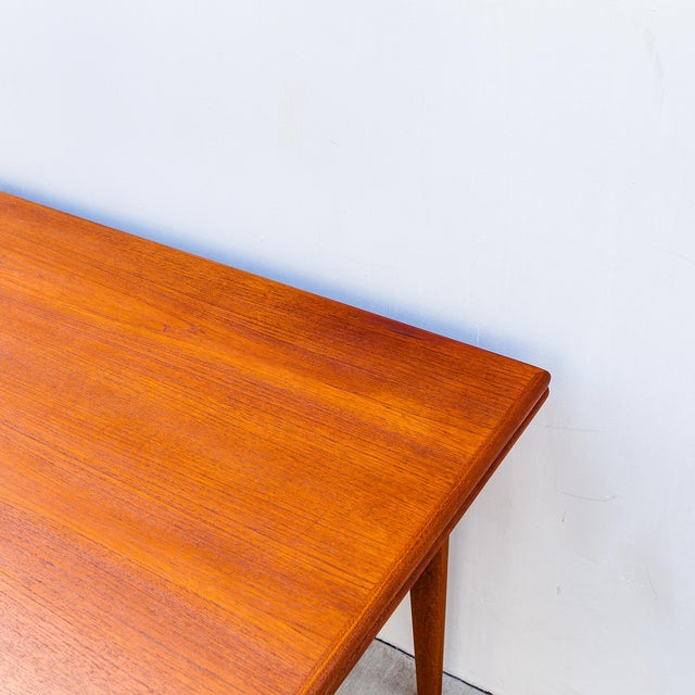 Restored 1960s Danish Modern Teak Draw Leaf Dining Table After Hans Wegner For Sale - Image 13 of 13