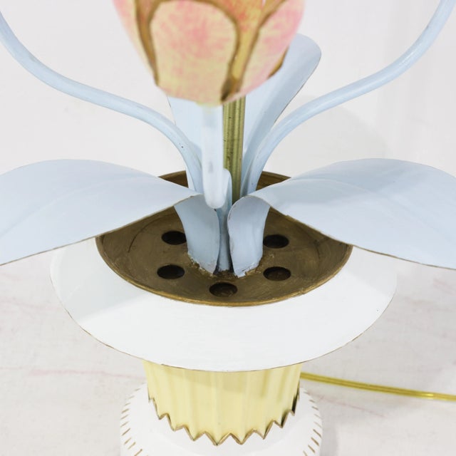 Vintage Brunschwig & Fils Toleware Flower Table Lamp, Yellow and Pink Tulip Design For Sale - Image 11 of 13