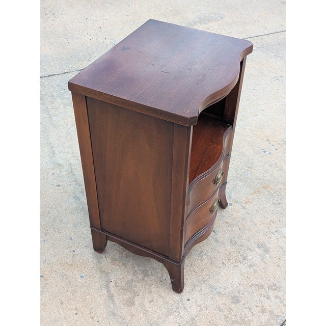 Traditional Drexel Vintage 1960s Travis Court Federal Mahogany Two Drawers Nightstand For Sale - Image 3 of 12