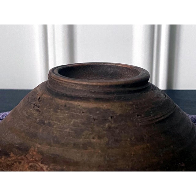 Korean 17th Century Kakinoheta Chawan Tea Bowl with Rustic Charm For Sale In Atlanta - Image 6 of 11