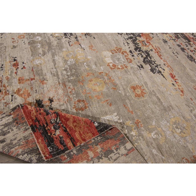 This beautiful 21st century contemporary Indian hand-knotted design rug will make your floor look splendid. This...