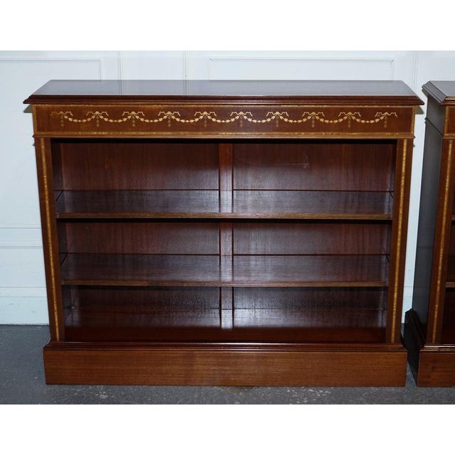 Vintage Edwardian Style Sheraton Dwarf Open Bookcase Adjustable Shelves, Set of 2 For Sale - Image 3 of 18