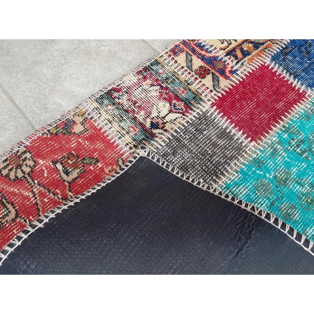 1960s Mid 20th Century Oushak Anatolian Hallway Runner For Sale - Image 5 of 10