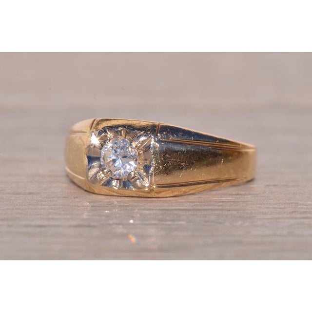 The Holbrook: Gentleman's Yellow Gold and Natural Diamond Ring For Sale In Philadelphia - Image 6 of 12
