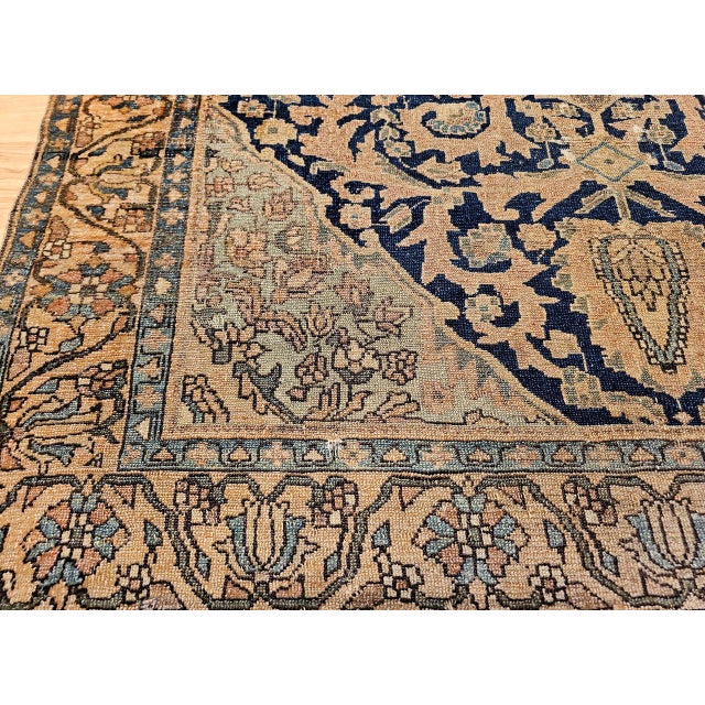 19th Century Farahan Sarouk Rug, Hand-Knotted Wool, Floral Medallion Pattern, Ivory & Navy, 5x6 For Sale - Image 17 of 18