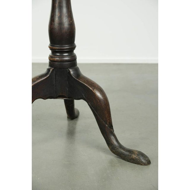 Brown 18th Century English Oak Side Table For Sale - Image 8 of 9