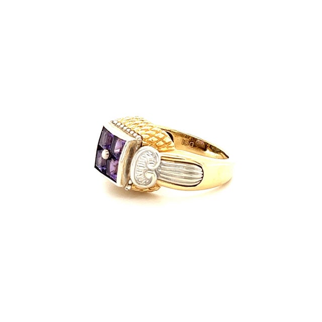 Contemporary 1.35 Carat Amethyst 14 Karat Yellow Gold Ring, Size 7 For Sale - Image 3 of 6