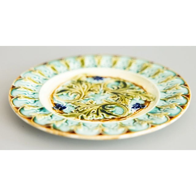 Farmhouse Antique French Majolica Acanthus Leaves & Ivy Plate, C. 1880 For Sale - Image 3 of 6