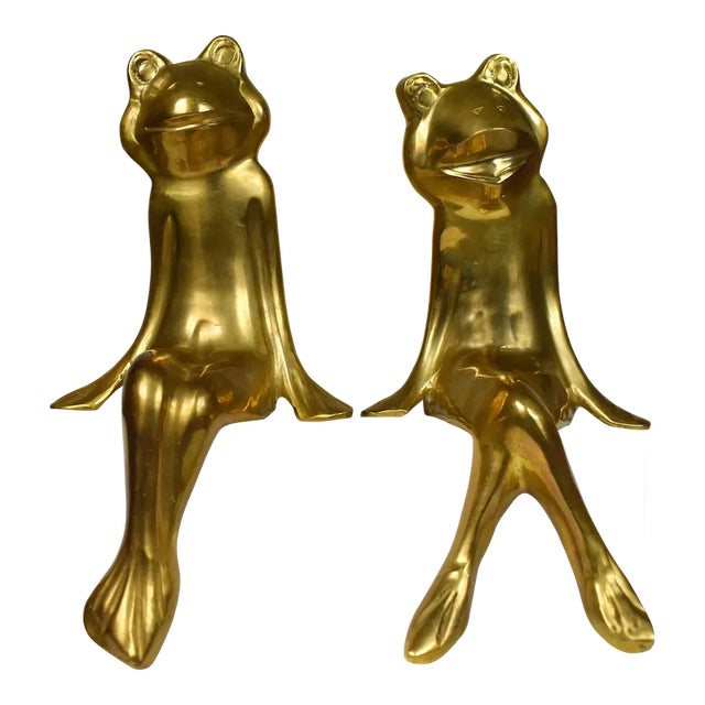 Mid Century Large Gold Solid Brass Sitting Frog Couples Model Figurines - a Pair For Sale