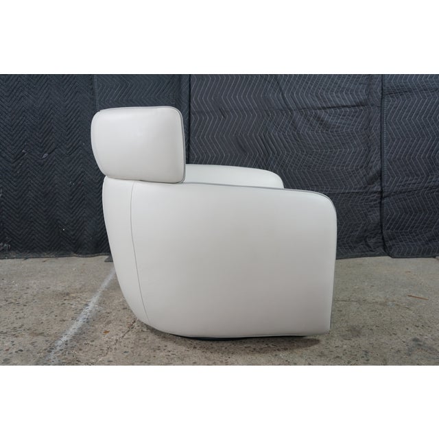 Alberta Italian Modern Leather Mina Swivel Armchair Library Club Reading Chair For Sale - Image 10 of 18