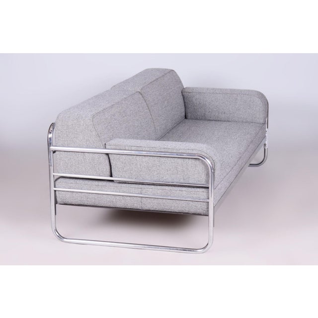 Gray Bauhaus Sofa in Chrome & Upholstery attributed to Hynek Gottwald, Czech, 1930s For Sale - Image 8 of 16
