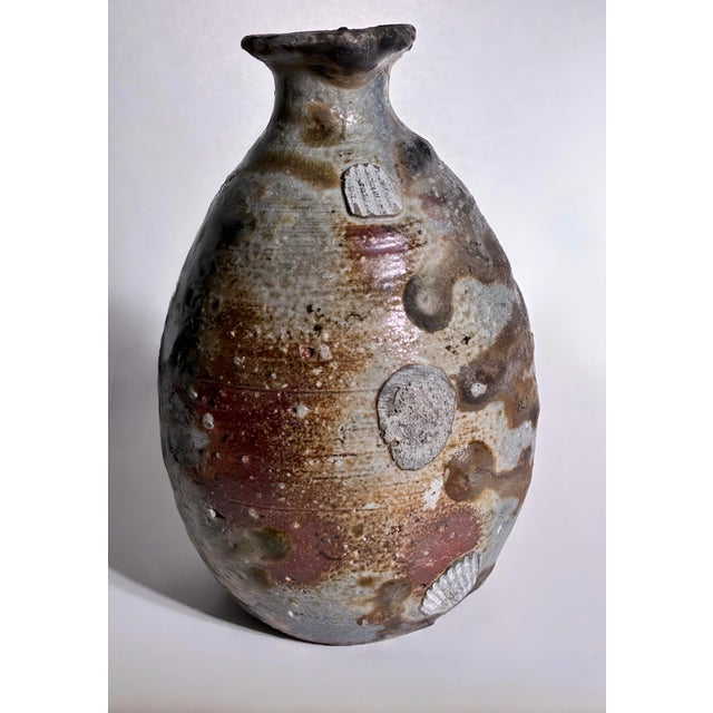 Late 20th Century Vintage Studio Art Pottery Bud Vase, Shell-Impressed Wabi Sabi Ceramic, Earth Tone Organic Form, 5” For Sale - Image 5 of 8