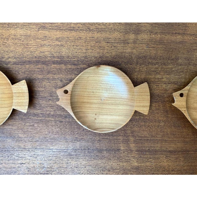Wooden Fish Shaped Bowls, 1960s, Set of 5 For Sale - Image 9 of 18