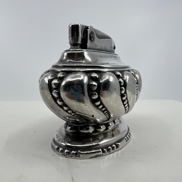 Mid-Century American Silver Plate Art Deco Crown Table Lighter by Ronson For Sale - Image 9 of 12