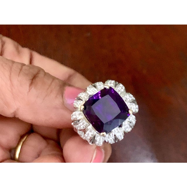 6.5 Carat Amethyst And 1.5 Carat Diamond Ring 18 Karat White Gold, 1970s, Italy For Sale - Image 17 of 18
