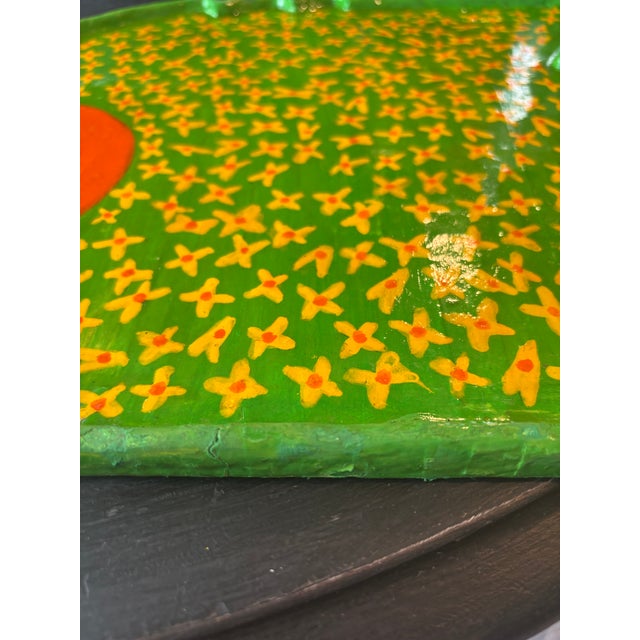 Brightly Colored Green Vintage 1960's Hand-Painted Papier-Mâché Fish Tray / Wall Plaque – Folk Art Style – Circa 1960s–1970s For Sale - Image 9 of 10