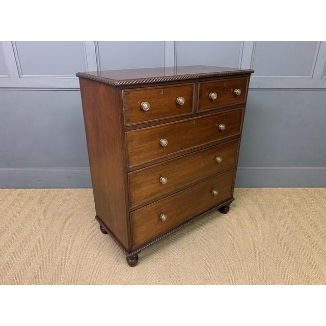 George IV Mahogany Chest of Drawers, 1820s For Sale - Image 6 of 14