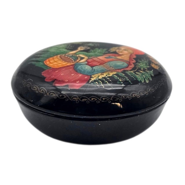 Russian Palekh Style Hand Painted Lacquer Miniature Trinket Box Signed “Autumn” 2.125" For Sale - Image 12 of 16