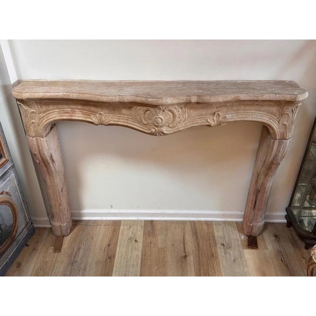 French Fine French Limestone Mantelpiece, 18th Century, C, 1745 For Sale - Image 3 of 12