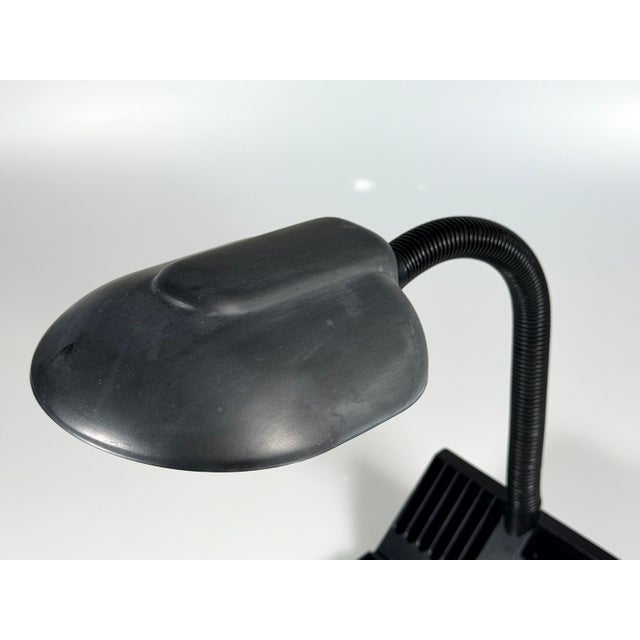 Mid-Century Modern Space Age Adjustable Gooseneck Table Lamp in Metal and Plastic, 1960s For Sale - Image 3 of 12