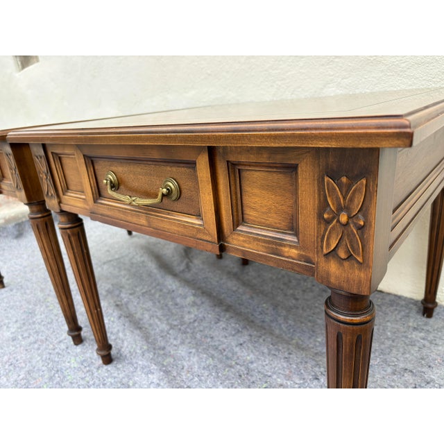 1960s Vintage Pair of Hekman Side / End Tables For Sale - Image 5 of 12