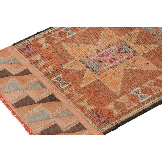 Tribal 1950s Vintage Tribal Runner in Orange, Gray, Pink, Multihued Medallion Patterns For Sale - Image 3 of 7