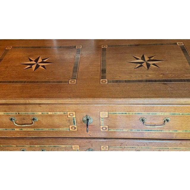 Josephine Biedermeier Austrian Walnut Commode with Marquetry, Vienna, 1830 For Sale - Image 9 of 16
