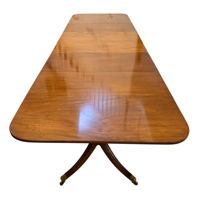 Antique Figured Mahogany Three-Pillar Extending Dining Table, 1920s For Sale