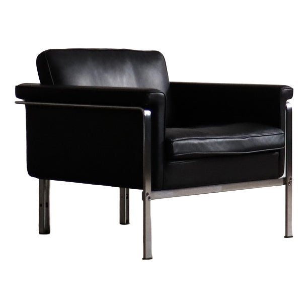 Vintage Model 6912 Lounge Chair in Black Leather by Horst Brüning for Kill International, Germany, 1967 For Sale