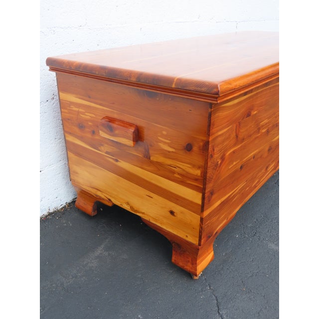 Early 20th Century Early 1900s Lane Solid Cedar Hope Chest Blanket Trunk Bench 6586 For Sale - Image 5 of 18