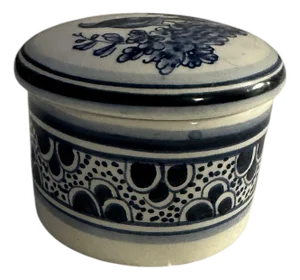 1970s Vintage Ceramica Coimbra Hand-Painted Porcelain Trinket Box