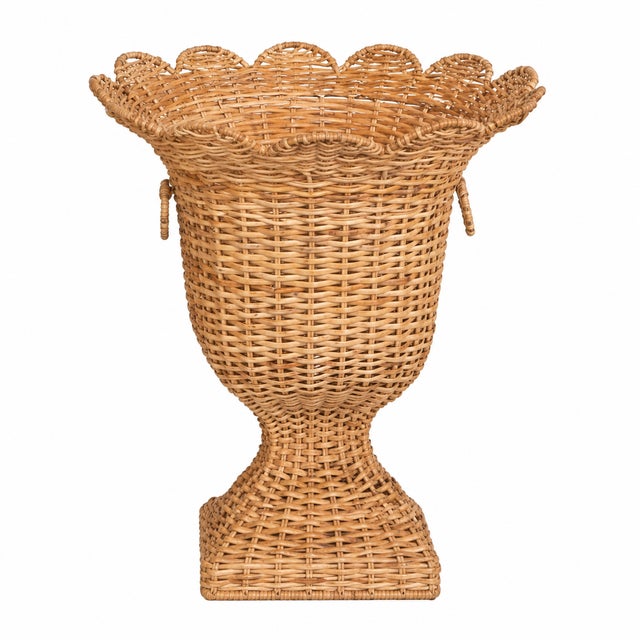 Square Scalloped Trim Wicker Urn For Sale - Image 4 of 4