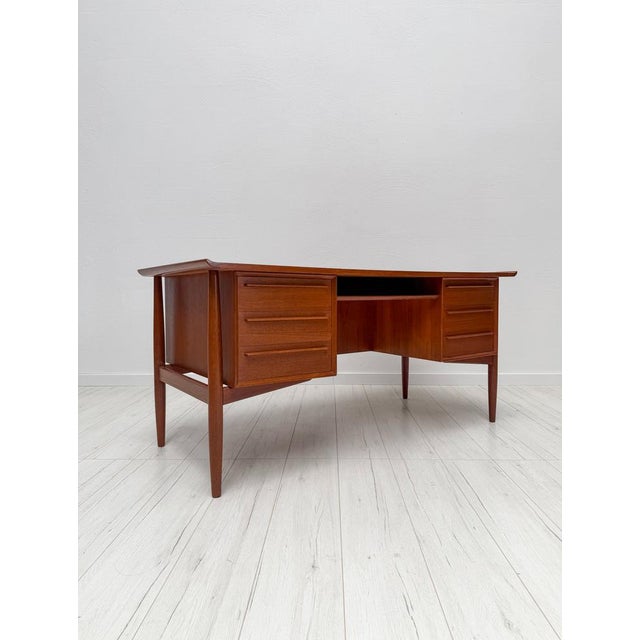 Mid-Century Danish Teak Writing Desk by Arne Vodder for H. P. Hansen, 1960s For Sale - Image 17 of 17