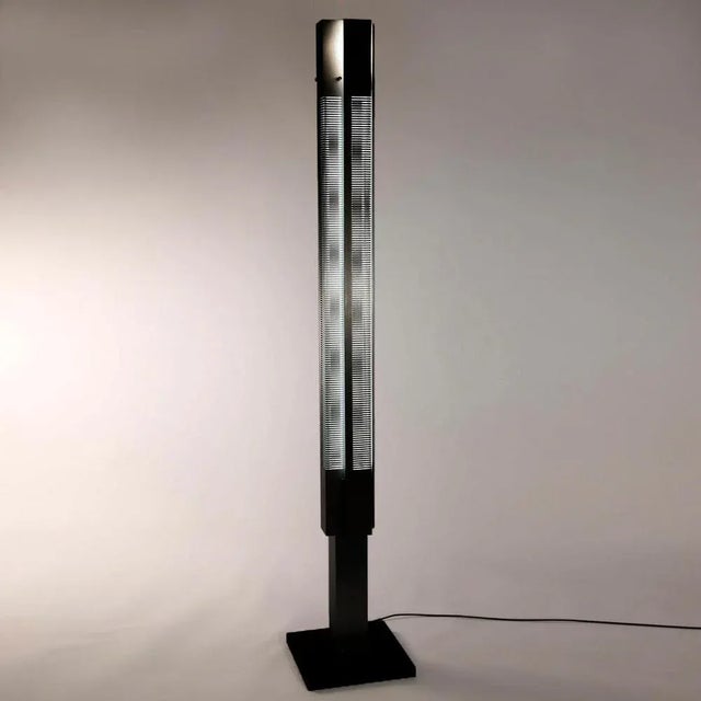 Mid-Century Modern Black Signal Column Floor Lamps by Serge Mouille, Set of 3 For Sale - Image 6 of 13