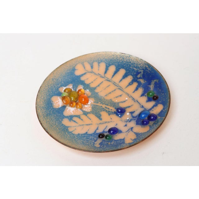 Mid-Century Modern enamel decorative dish (ca. 1950s, USA). The technique employed incorporates fusing powdered glass to...