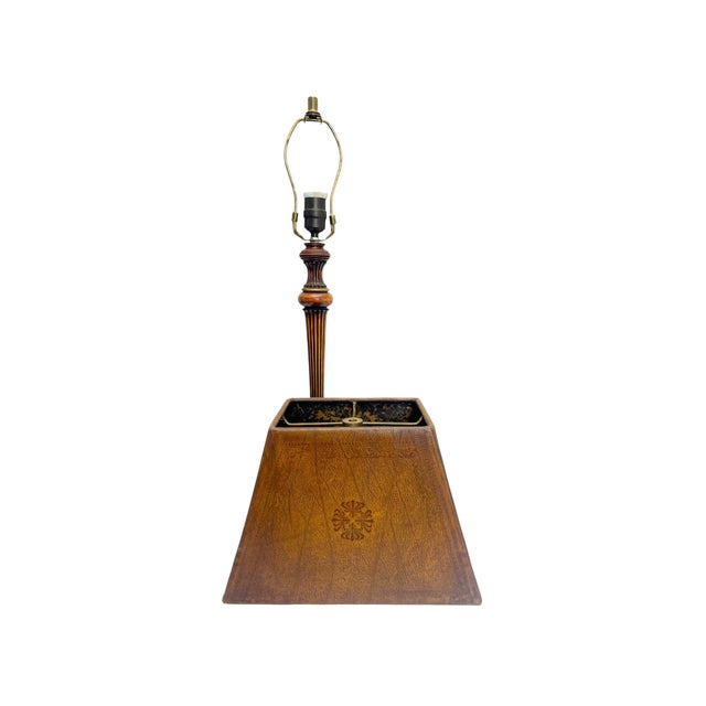 Brown Neo-Classical Fluted Walnut Table Lamp on an Oval Base, 1940s For Sale - Image 8 of 18