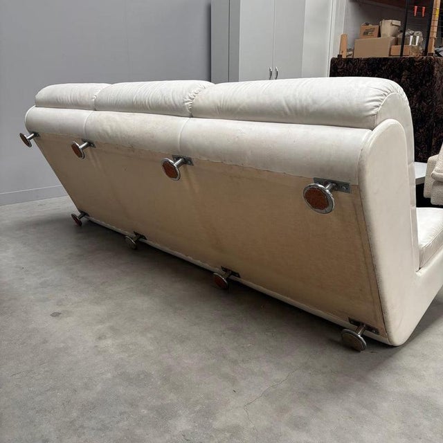 Space Age White Leather Three Seat Lounge Sofa, 1970s For Sale - Image 17 of 18